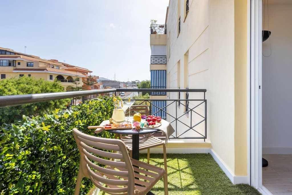Sunnyland Apartment Arona Cho Εξωτερικό φωτογραφία