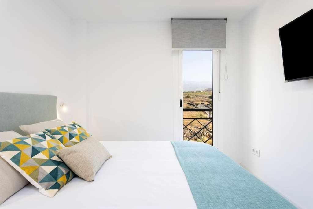 Sunnyland Apartment Arona Cho Εξωτερικό φωτογραφία